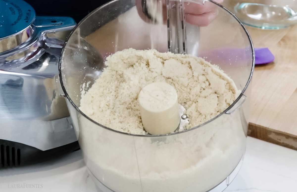 Food Processor Grains & Flour Preparation