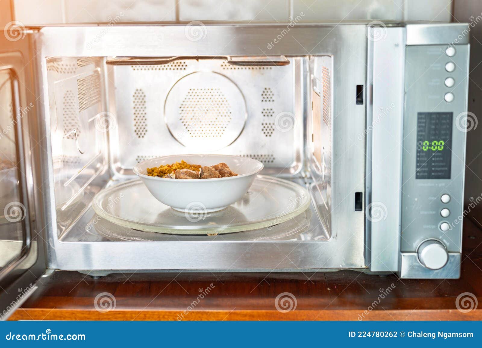 Microwave Cooking & Reheating